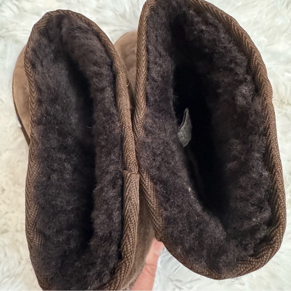 UGG Chocolate Brown Shearling Boots sz 4 (fits Women size 5) - Picture 7 of 12